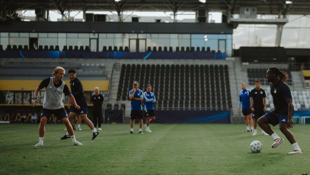Træning på Košická Futbalová Aréna