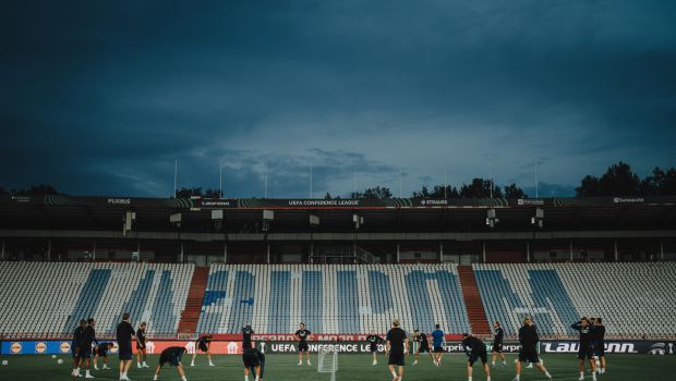 Træning på Rajko Mitic Stadion i Beograd