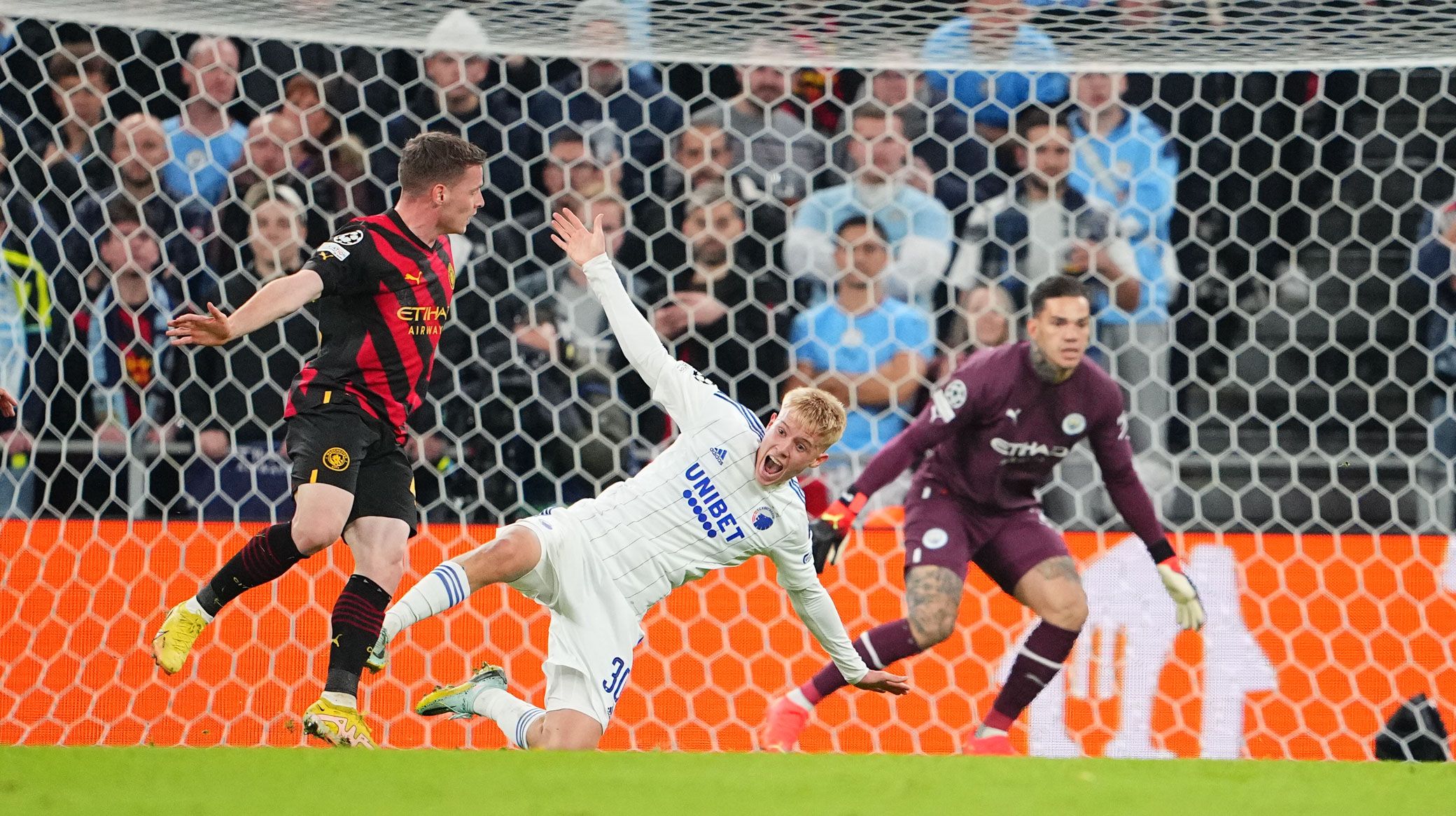 F.C. København vs. Manchester City 20221011 00 11/10 2022 1845 UEFA Champions League F