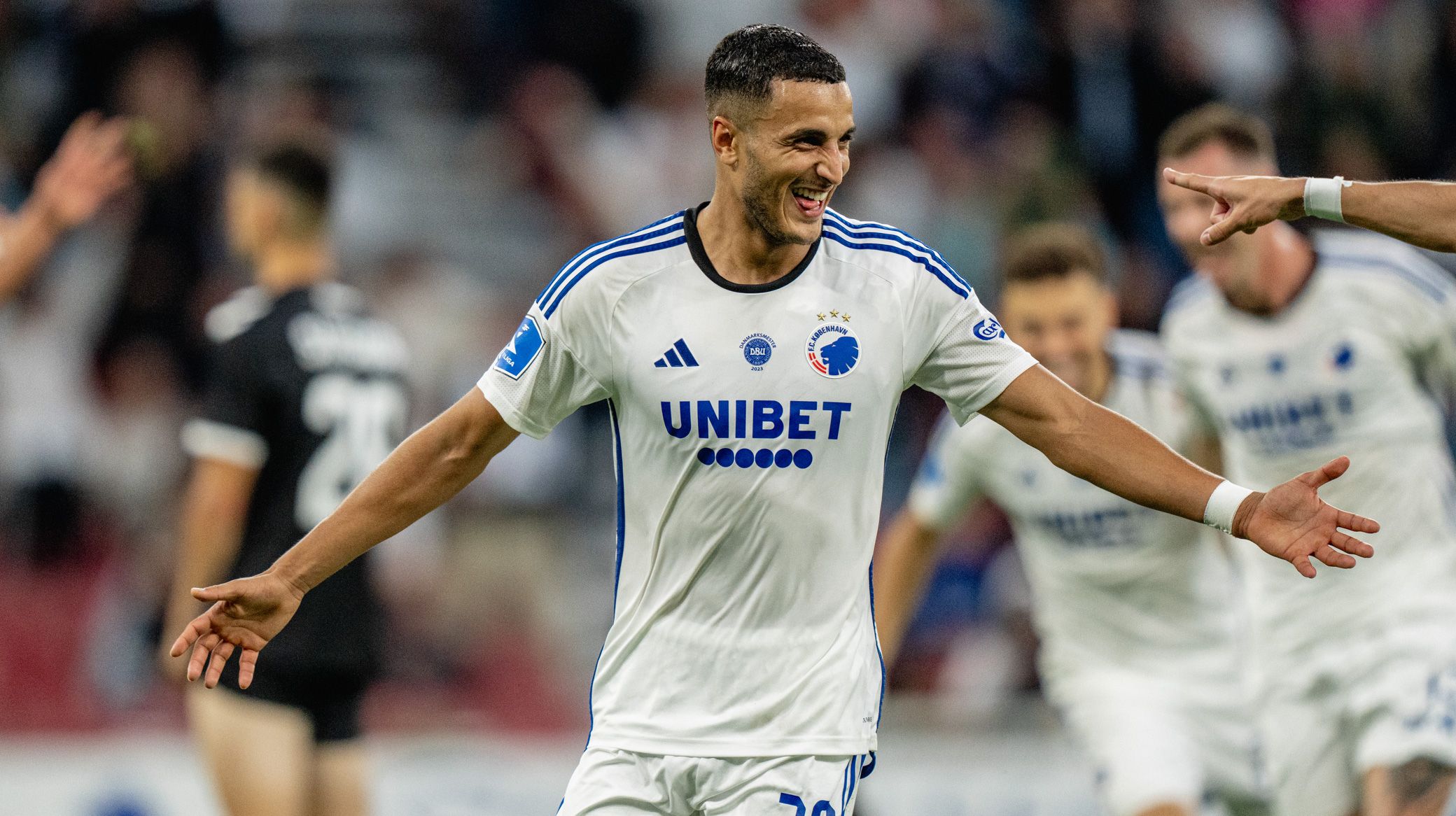 Elias Achouri Midtbane F.C. København