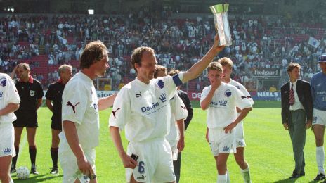 Pierre Larsen med DM-pokalen