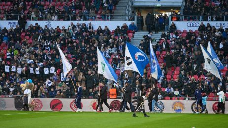 Blue & White Banner Day i Parken