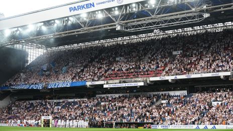 A-tribunen i Parken