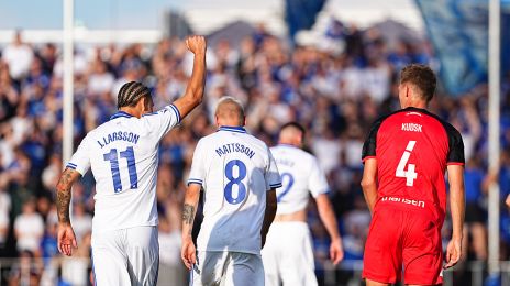 Jordan Larsson fejrer sin scoring