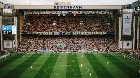 Sektion 12 set fra D-tribunen