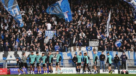 Opvarmning foran fansene