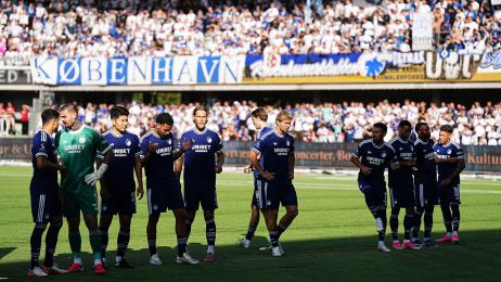 F.C. København-spillerne i den nye blå udebanetrøje