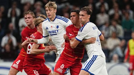 Viktor Dadason og Asger Sørensen i duel