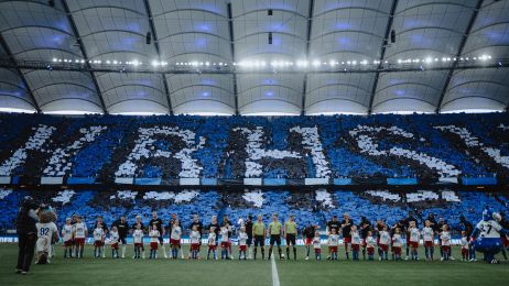 F.C. Københavns og Hamburger SV's hold inden kickoff