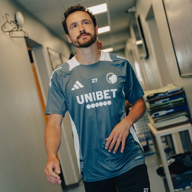Thomas Delaney Thomas Delaney