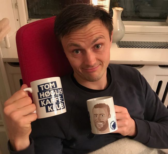 William i Tom Høglis Kaffeklub