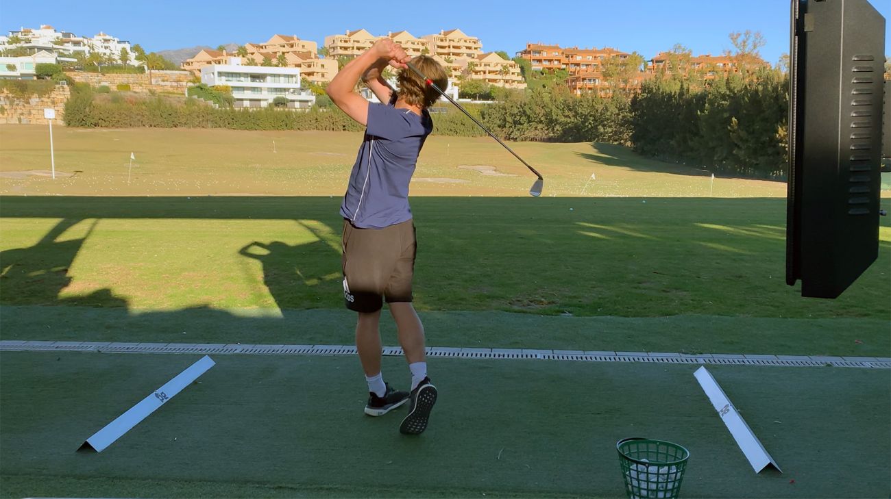 Emil Møller på driving range i Marbella Emil Møller på driving range i Marbella