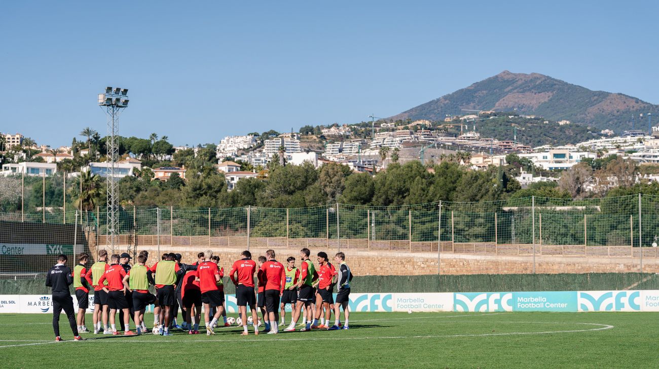 SK Brann-truppen på træningsbanen i Marbella Football Center
