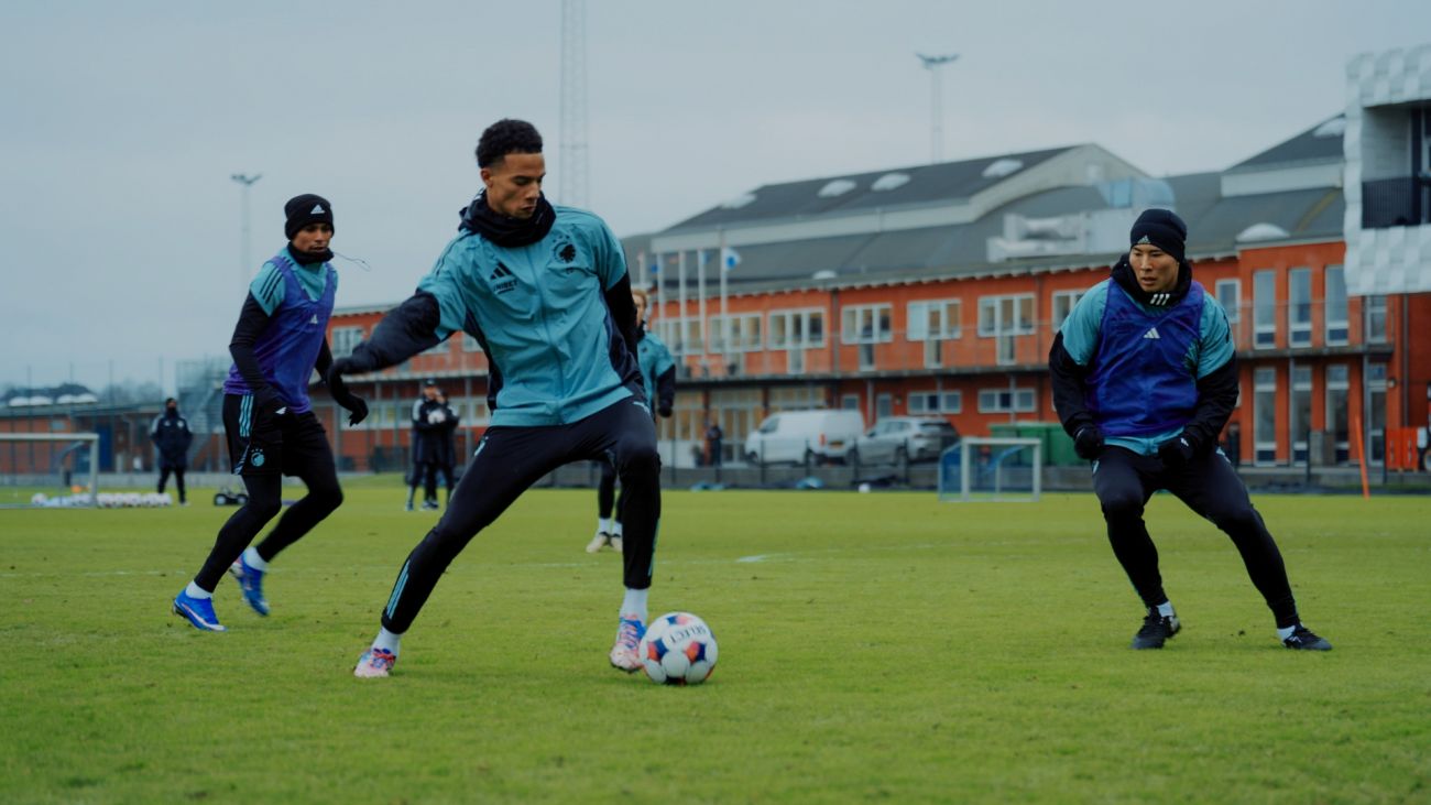 Amir Richardson træner på Nummer 10