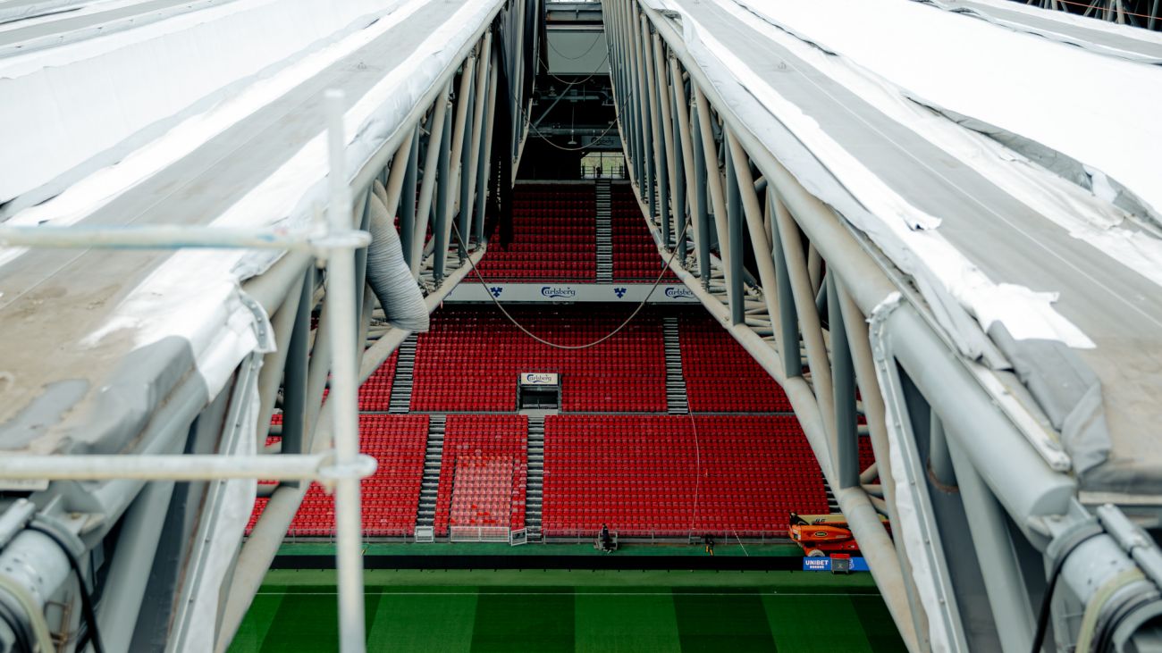 Tagrenovering i Parken