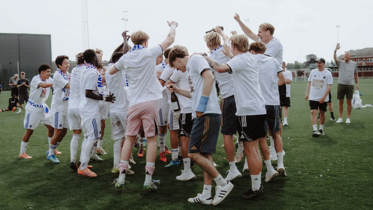 U19 fejrer mesterskabet