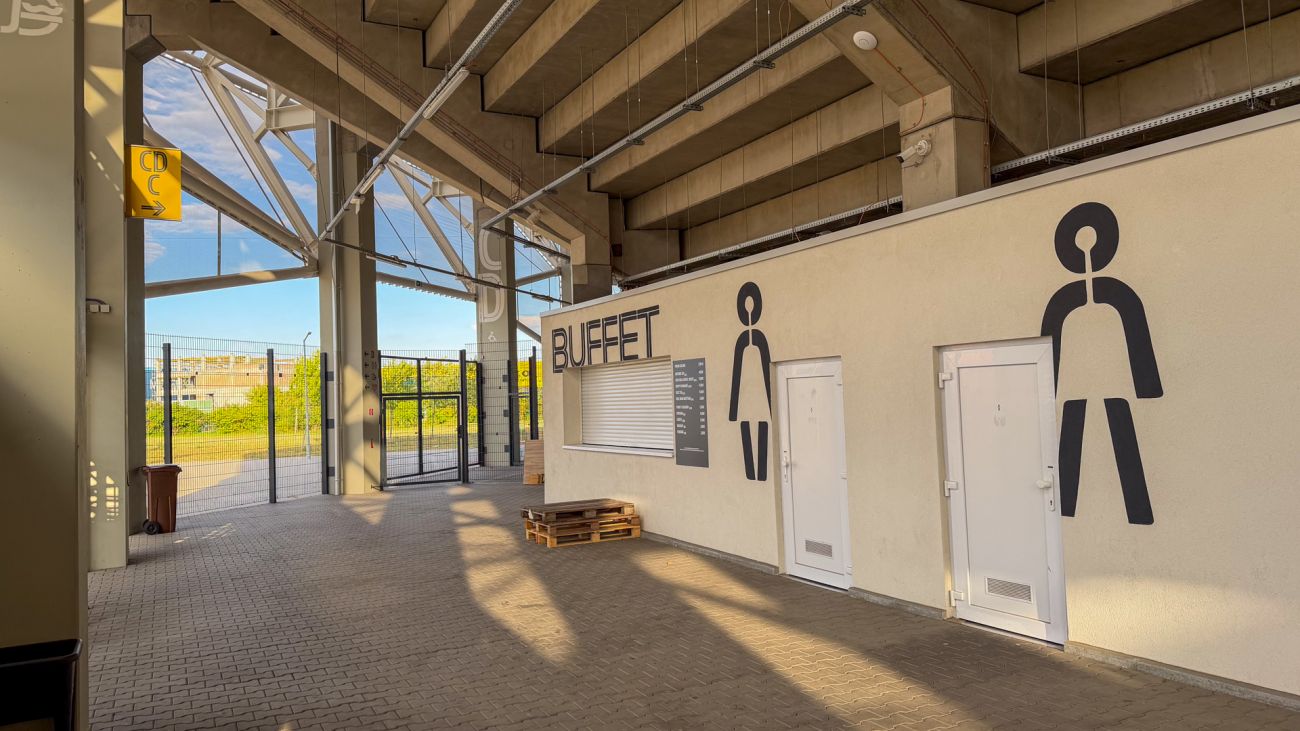 Under udeafsnittet på Košická Futbalová Aréna 