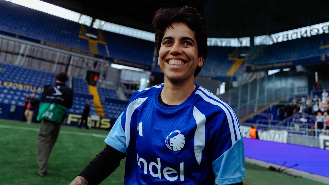 Cheftræner Fabiala Alcalá jubler efter Derby-sejren