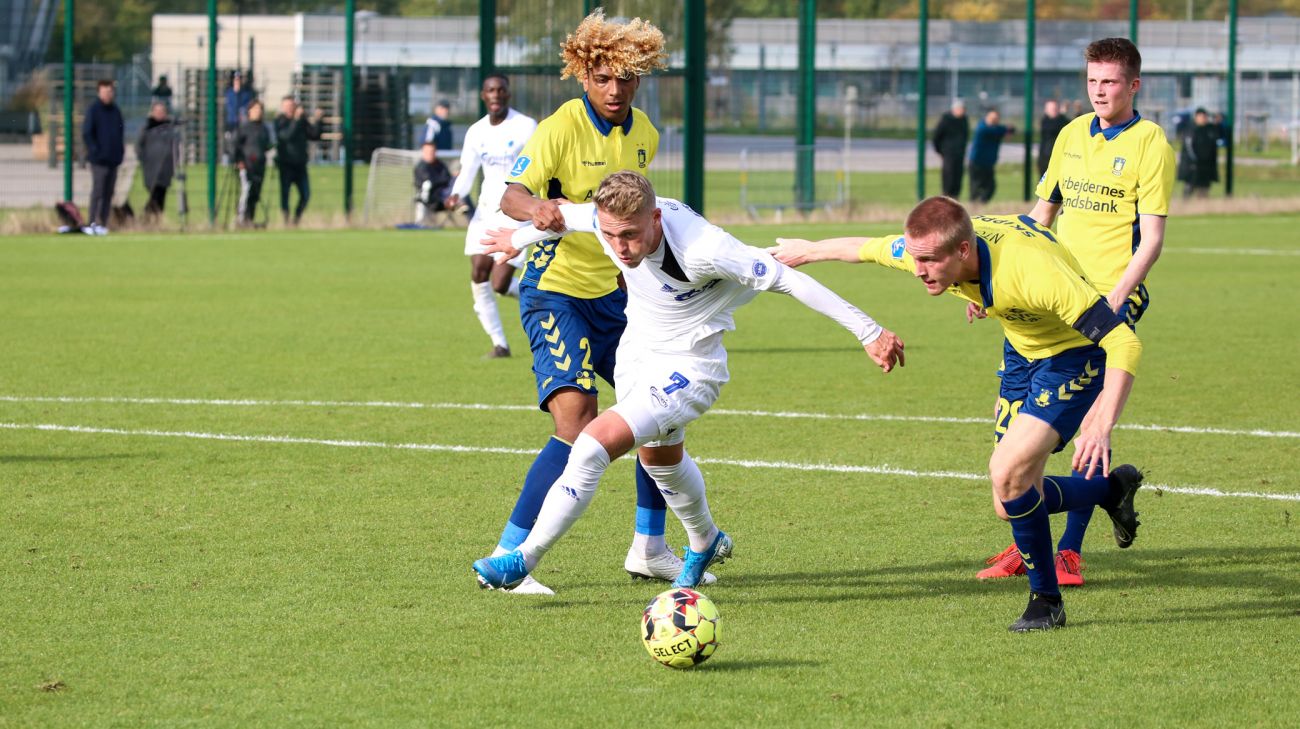 Viktor Fischer Viktor Fischer