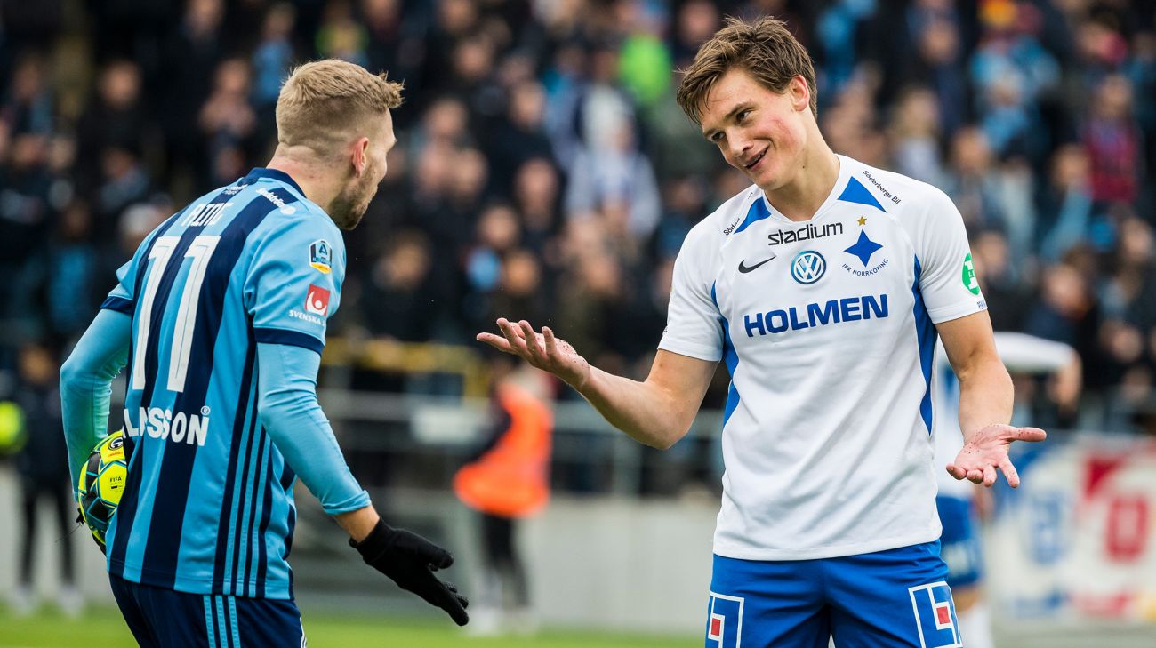 IFK Norrköpings dansker Rasmus Lauritsen (t.h.)