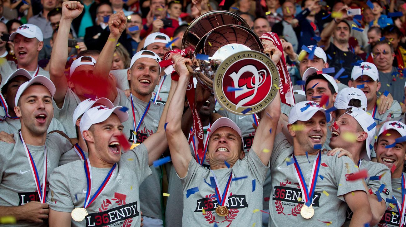 Sparta Prag fejrer mesterskabet i 2013/14-sæsonen