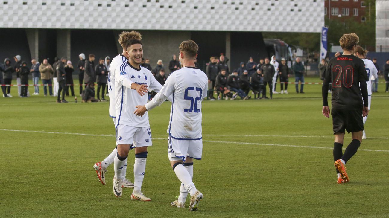 Roony Bardghji og Neo Jönsson vendte 1-2 til 3-2 i de sidste ti minutter