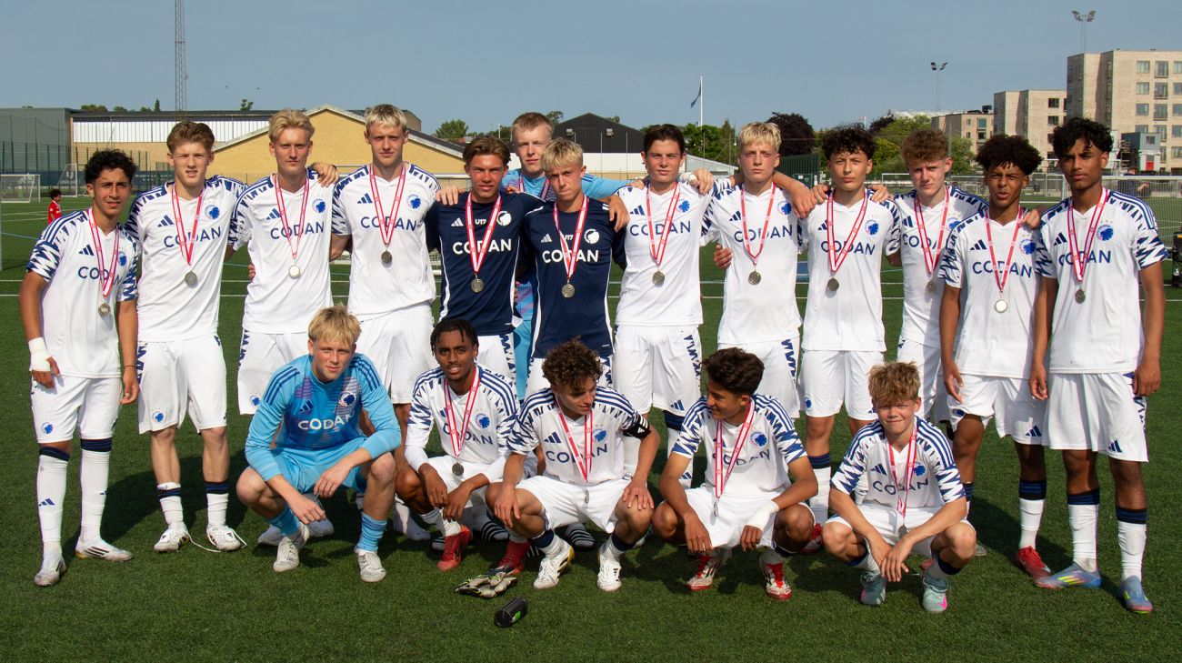 U17's sølvmedaljevindere 2024/25 U17's sølvmedaljevindere 2024/25