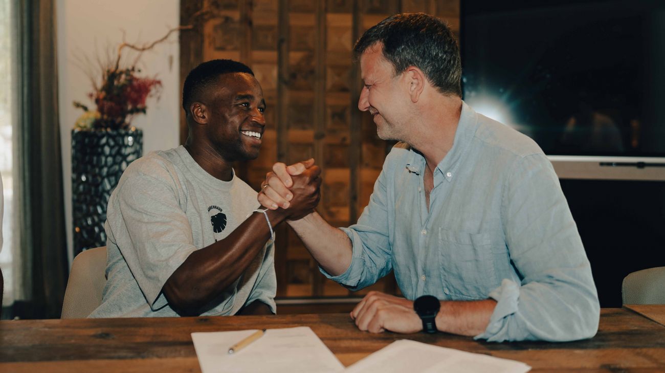Youssoufa Moukoko og Sune Smith-Nielsen Youssoufa Moukoko og Sune Smith-Nielsen