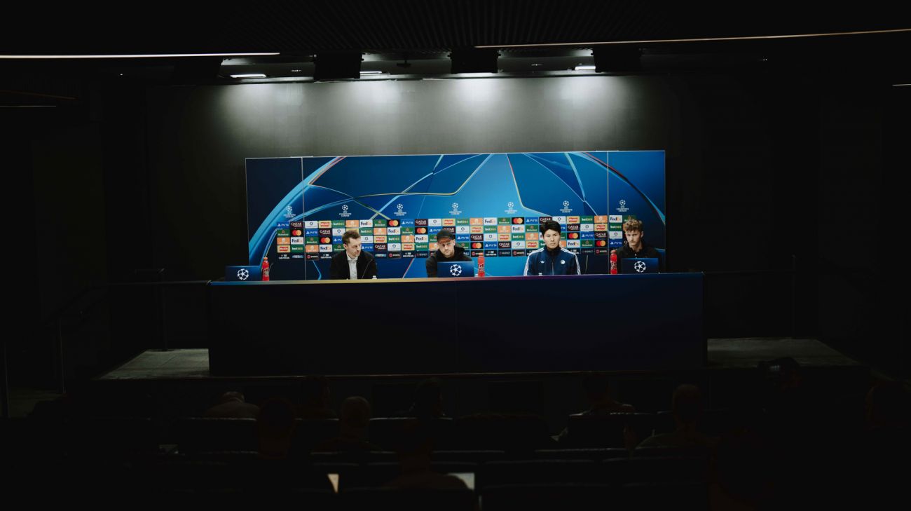 Pressekonference på Tottenham Hotspur Stadium