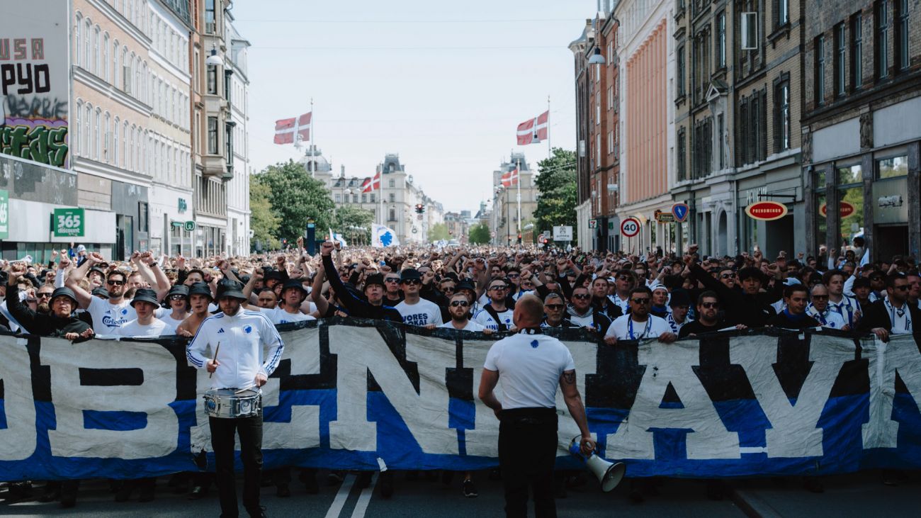 F.C. Københavns fanmarch før pokalfinalen