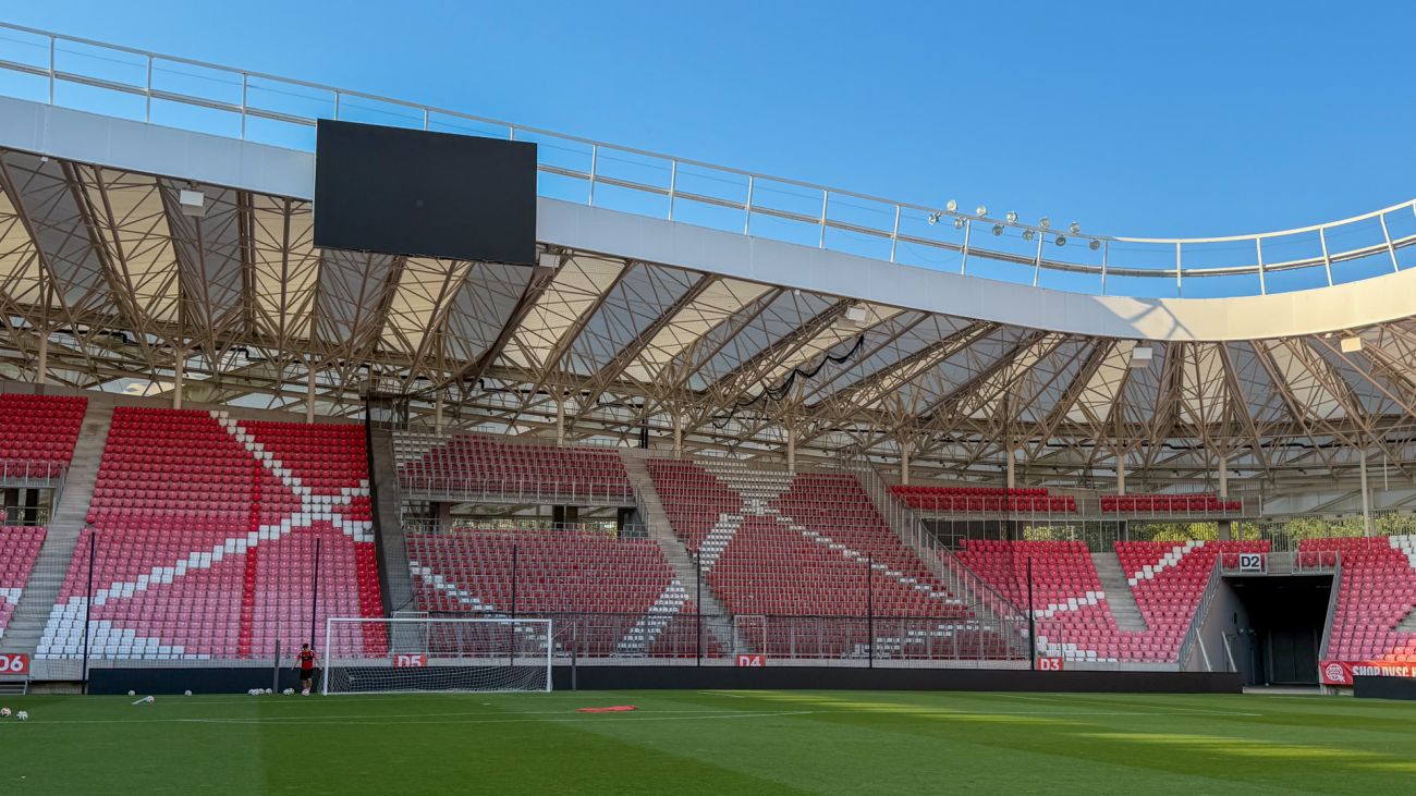 Udeafsnittet på Nagyerdei Stadium i Debrecen