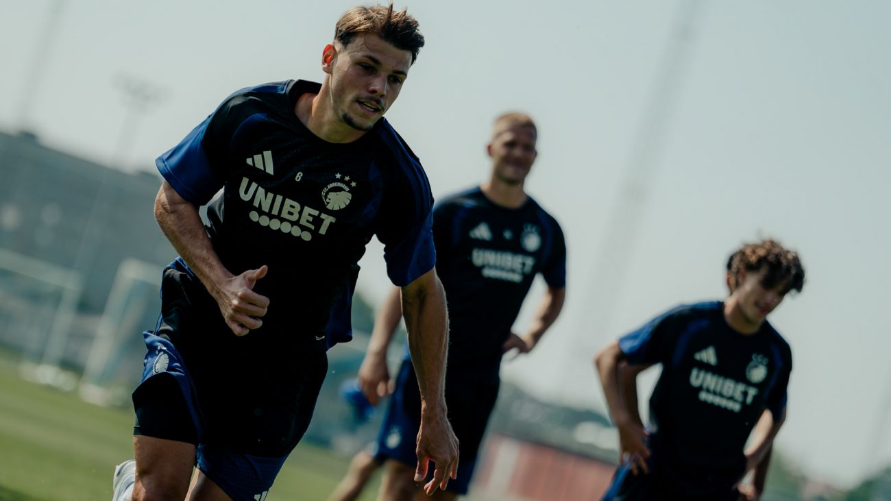 Ákos Markgráf træner på Nummer 10