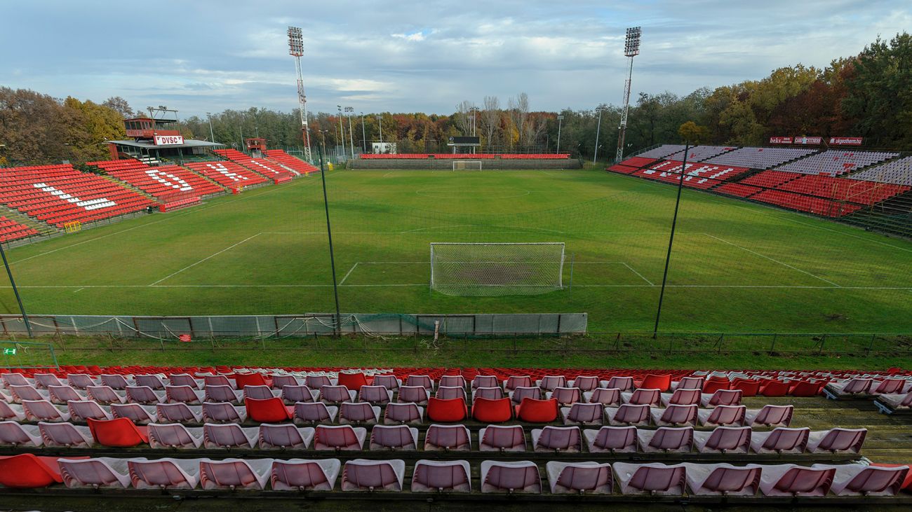 Oláh Gábor úti Stadion i Debrecen