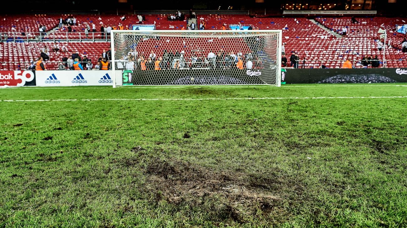 Straffesparkspletten efter Crvena Zvezda-kampen