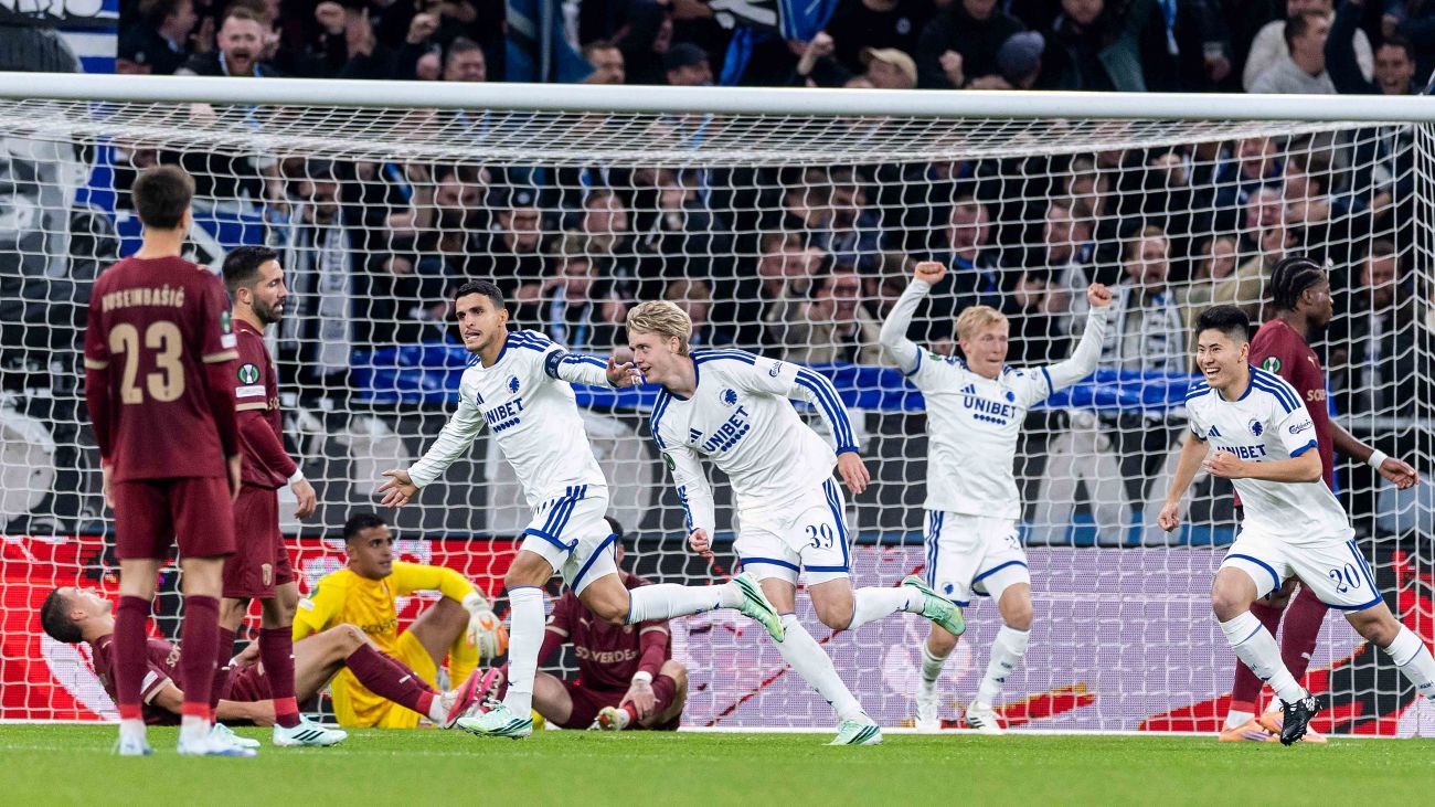 Jubel efter Mohamed Elyounoussis mål til 1-0
